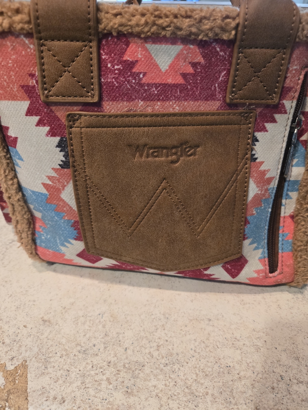 Wrangler Aztec Pattern Tote Bag in Multi-Color